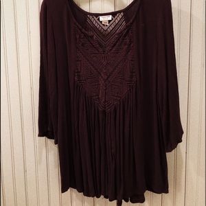 Dark purple/maroon shirt